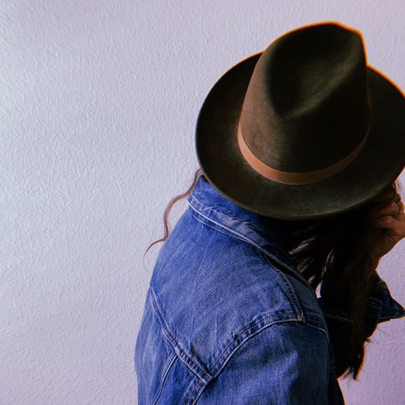 Vintage Accessories - Vintage olive wool fedora hat